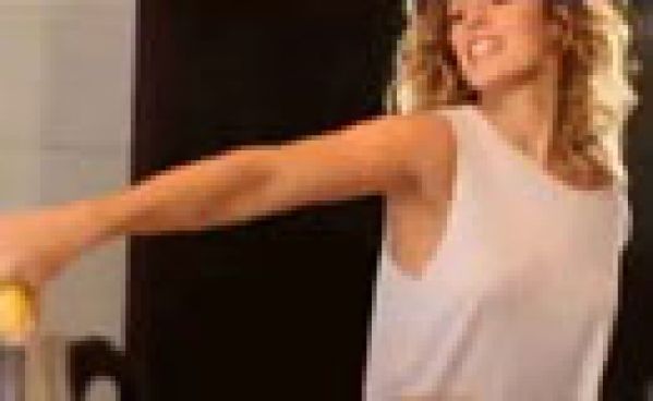 Exclu : extrait du nouveau clip de Lorie Exclu : extrait du nouveau clip de Lorie