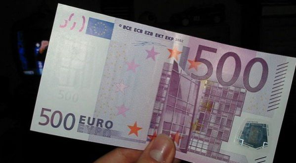 20 heures de garde à vue pour avoir voulu payer avec un « vrai » billet de 500 euros !!!!
