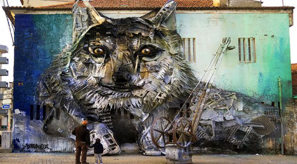 Art insolite: Un artiste sculpte des animaux à partir de déchets pour sensibiliser contre la pollution