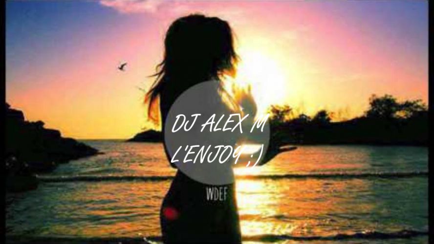 DJ ALEX M aux platines de L’ENJOY ;)