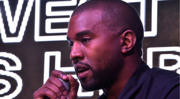 Kanye West : Le rappeur a été hospitalisé d’urgence en psychiatrie !