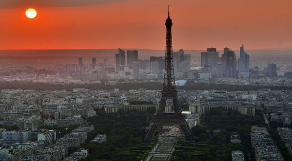 Paris : 6 parcs ouverts toute la nuit cet été !