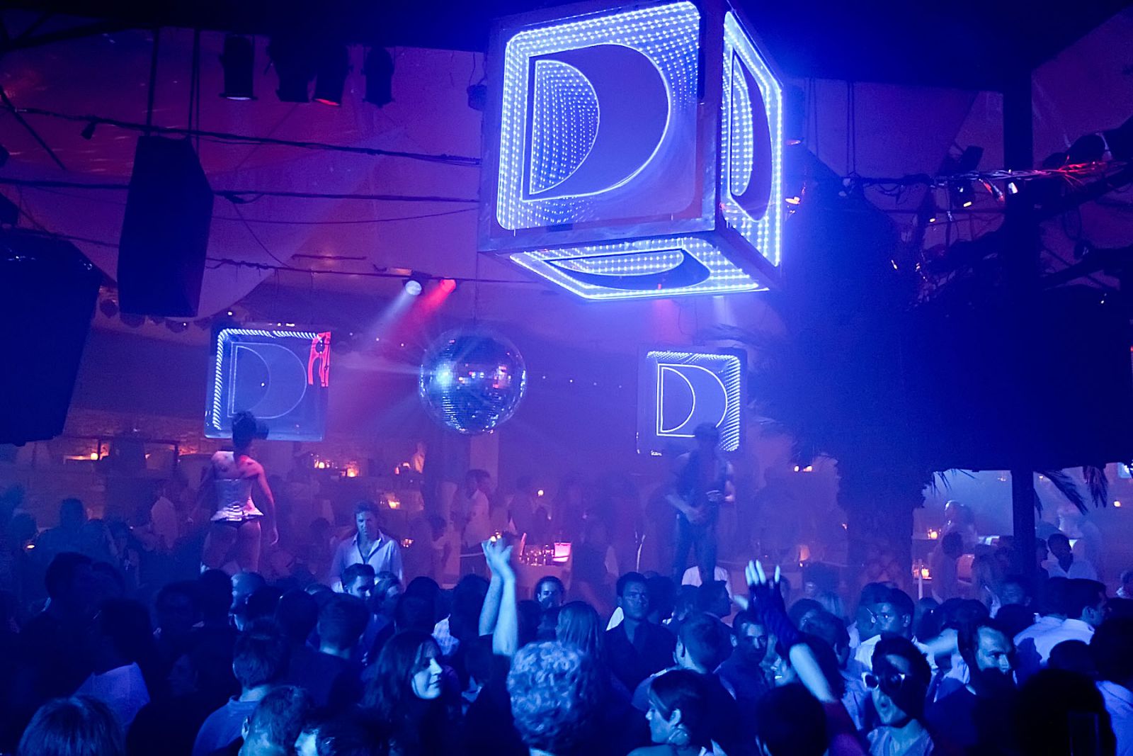 Pacha closing parties