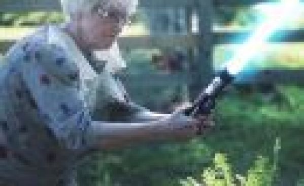 Une grand-mère à la force obscure : Mamie-Jedi !