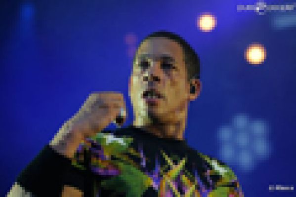 Joey Starr clash Sexion d’assaut au Solidays 2012