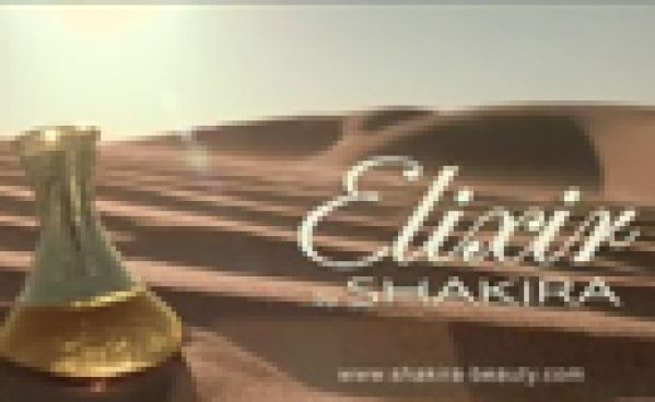 Shakira: le spot pub pour son nouveau parfum Elixir