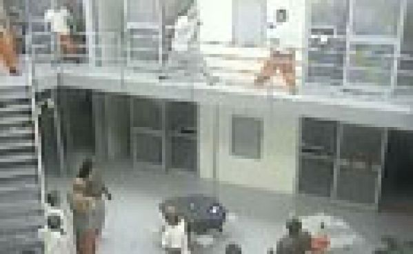 Une bagarre éclate dans une prison