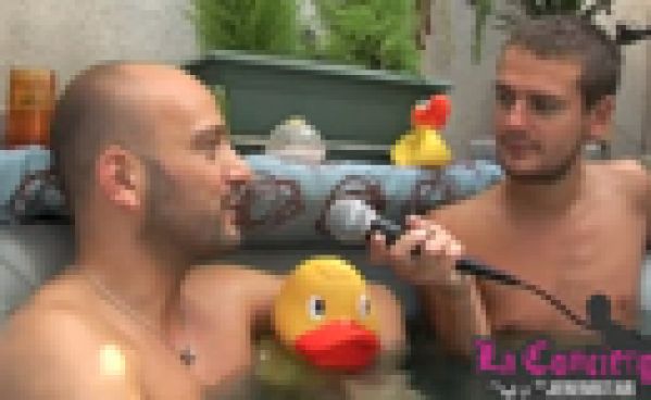 Secret Story 6 : Interview de Kévin et Caroline dans un jacuzzi