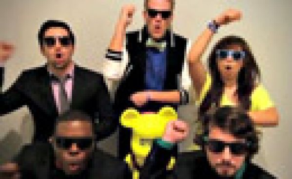 Gangnam style du jour: A capella