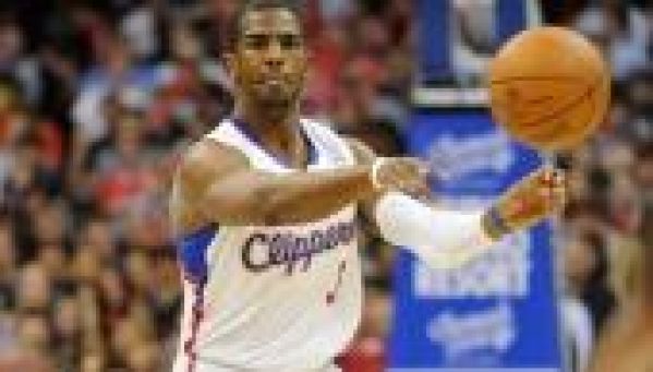 Les joueurs NBA des Los Angeles Clippers dansent le Gangnam Style en plein match