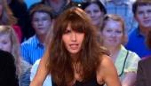 Doria Tillier fait taire Nicolas Bedos!