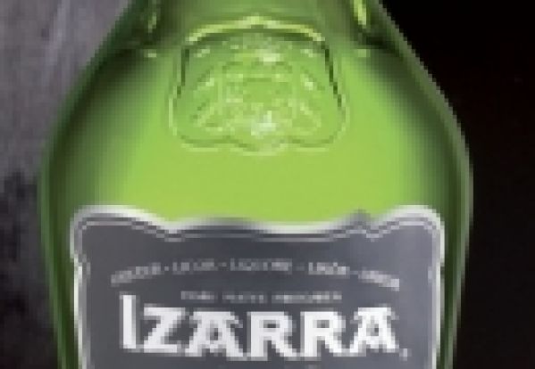 Izarra 54 : la liqueur aux accents centenaires