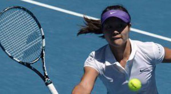 Tennis: Le pire service au monde !!