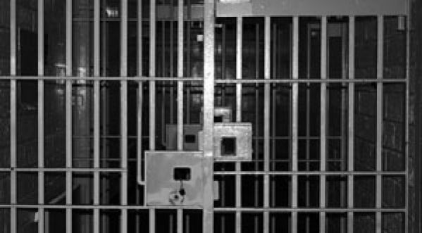 30 jours de prison pour avoir fait un doigt d’honneur au juge !