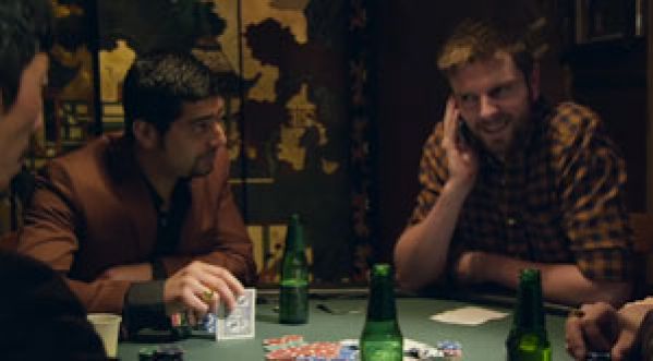 Carlsberg met à l’épreuve des amis via le Poker !
