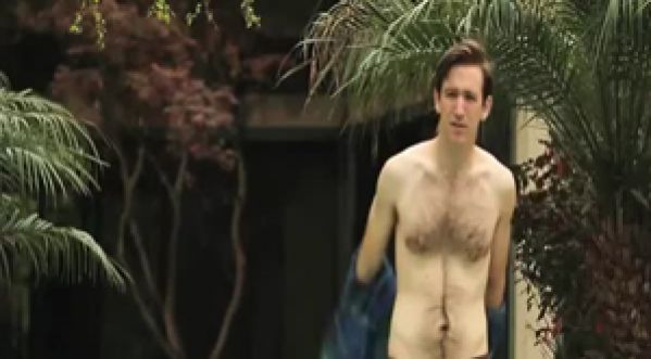 Fête sexy dans une piscine