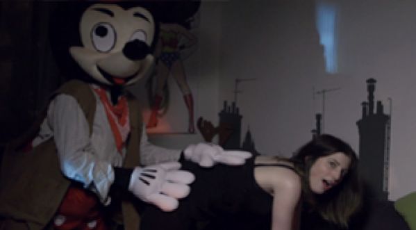 Le nouveau clip choc des Naive New Beaters : Shit Happens