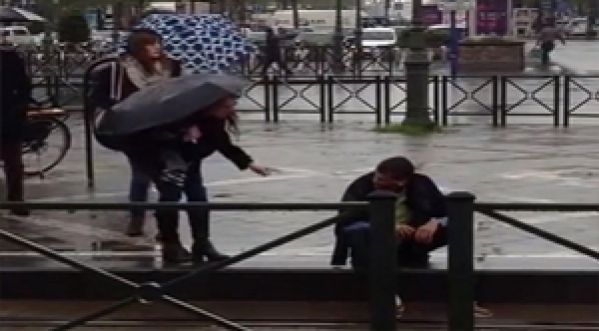 LE NOUVEAU CLIP DE STROMAE SAOUL FAIT LE BUZZ