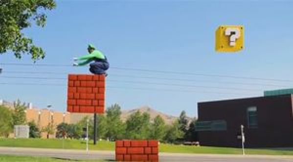 MARIO ET LUIGI DANS LA VRAIE VIE