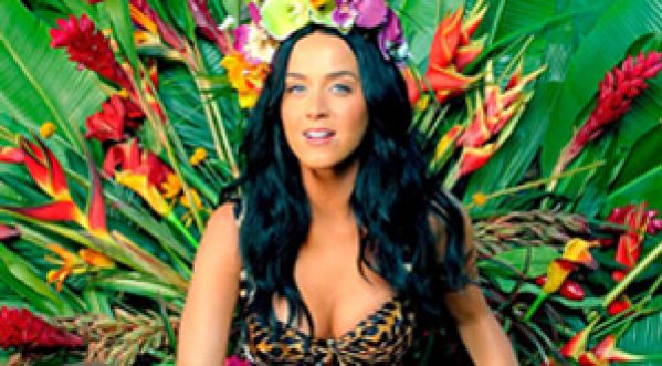 KATY PERRY NOUS DÉVOILE ENFIN SON NOUVEAU CLIP « ROAR »