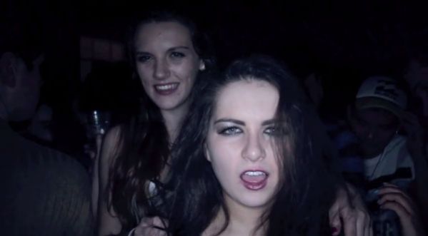 LES PAUSES PHOTOS EN VIDEOS