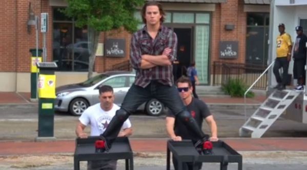 CHANNING TATUM IMITE JEAN-CLAUDE VAN DAMME