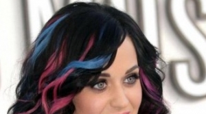 Katy Perry balance tout !