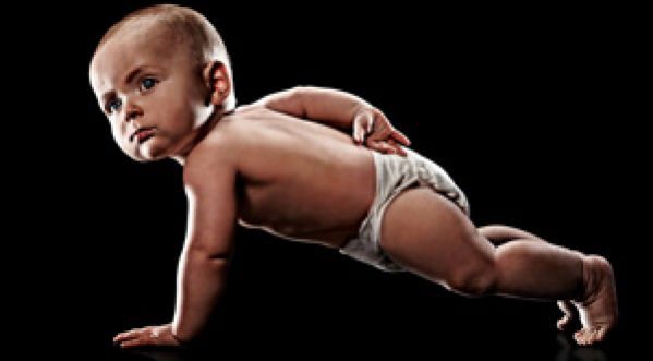 Bébés musclés, les portraits hors du commun !
