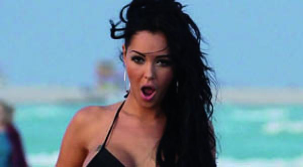 Xavier de Secret Story 1 clash Nabilla !