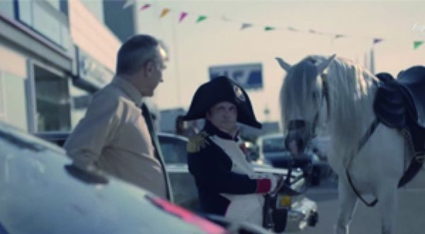 Coca-Cola sort un nouveau spot mettant en scène Napoléon !