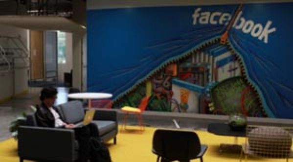 Découvrez les locaux originaux de Facebook, Twitter, Foursquare, Skype et Airbnb !