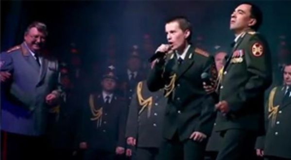L’armée rouge reprend « Get Lucky » des Daft Punk !