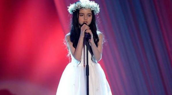 « Bang Bang » à 8 ans Angelina Jordan fait pleurer le jury