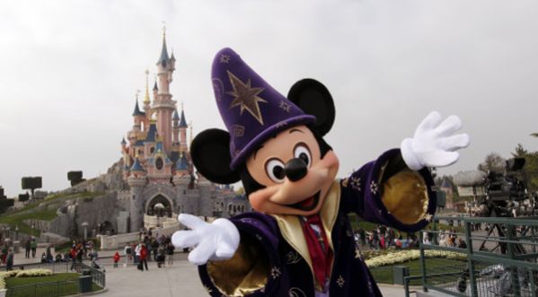 Disneyland accusé de délit de faciès par une association d’handicapés !