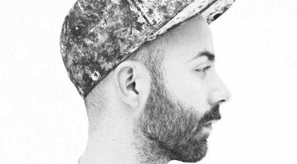 Woodkid arrête la musique et dit au revoir à ses fans sur Twitter !