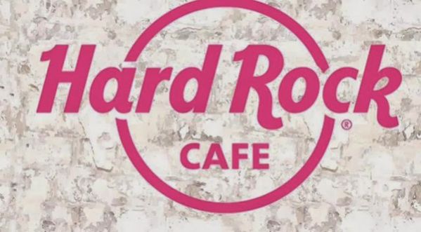 Hard Rock Café Paris solidaire pour Pinktober !