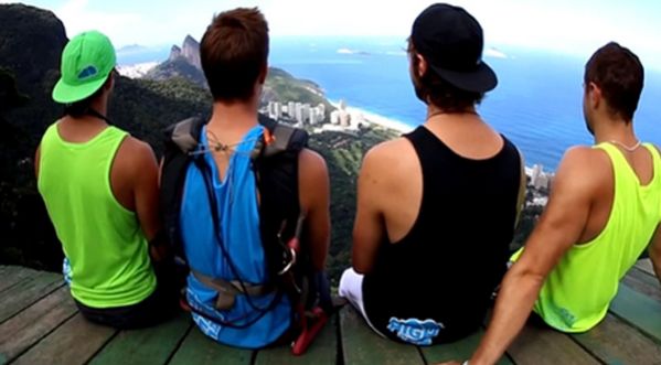 Vidéo : Ces 4  amis résument en trois minutes leur tour du monde
