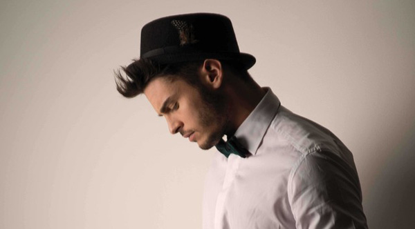 Baptiste Giabiconi sur la scène de La Cigale!