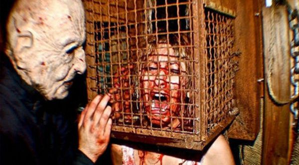 MCKAMEY MANOR : L’attraction d’épouvante la plus terrifiante du monde.