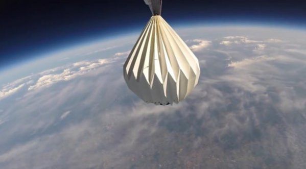 Une compagnie vous offre la possibilité de disperser vos cendres.. dans l’espace!