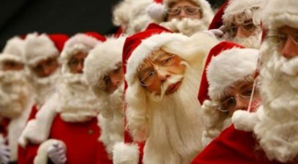 Vidéo : Quand les pères Noël de New York se déclare la guerre !