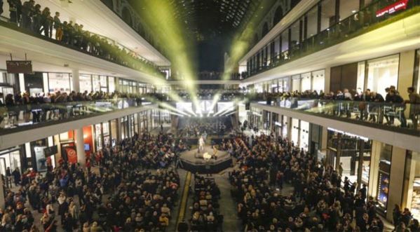 A Berlin, un centre commercial pourrait devenir une boîte de nuit géante !