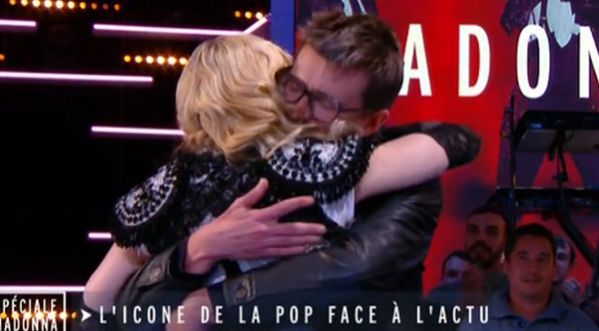 Emotion forte entre Madonna et Luz, le dessinateur de Charlie Hebdo