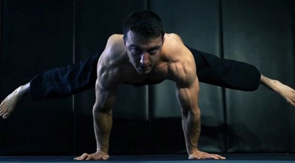 Envie de gagner en force et en muscles?! Découvrez l’entrainement sans charges de Simon Ata !