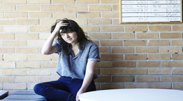 Courtney Barnett, clip de  « Kim’s Caravan »