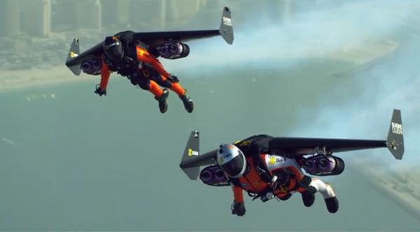 Jetman, un nouveau super héro est arrivé à Dubai !