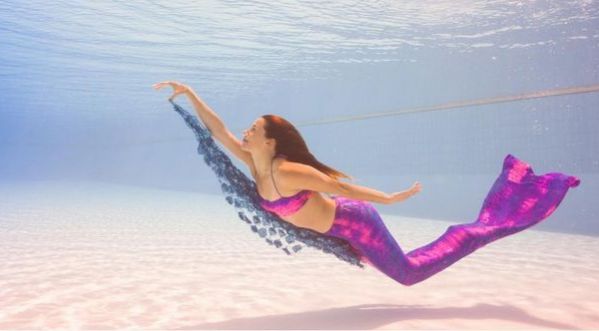 Mermaiding : La première école de sirènes de France ouvre à Marseille !