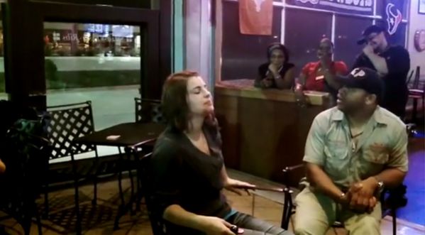 Hypnotiser : avoir un orgasme à chaque fois qu’une personne …