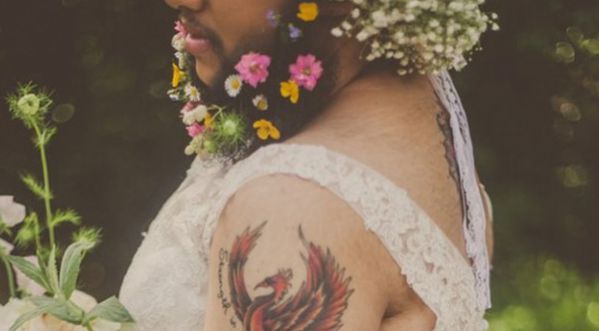 Une jeune mariée barbue vous fera changer votre regarde sur la beauté