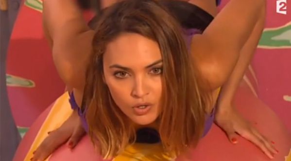 Valérie Bègue : Hot à l’épreuve des cylindres de Fort Boyard !